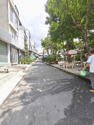 nhà siêu rẻ - ngay đường số 5 linh xuân gần chợ linh xuân giá chỉ 3 tỷ 8