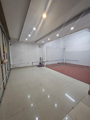 chính chủ cho thuê kho hoặc văn phòng ở đống đa