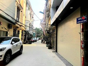 bán nhà phú diễn, oto đỗ cổng, tiện ích đầy đủ, an ninh tốt, 53m2, chỉ nhỉnh 9 tỷ