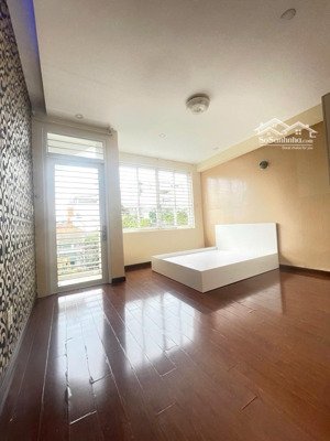 hxh nguyễn đình chính 59m2 ngang đẹp 4.3m - 4 tầng 5pn - dòng tiền 25tr - 9.9tỷ có tl