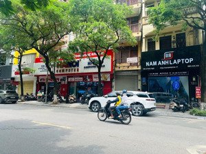 biệt thự sân vườn mỹ đình 2, 205m, không gian xanh mát, an sinh đỉnh cao, ở hay làm vp đều tuyệt!