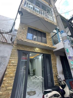 nhà nc - hồ biểu chánh - 3x6m - 1 trệt 2 lầu - 2pn 2wc - 10 triệu tl - hằng xem nhà