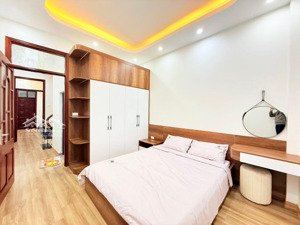 bán nhà khu phân lô định công 30m2, 5 tầng, sđcc, 8,1 tỷ