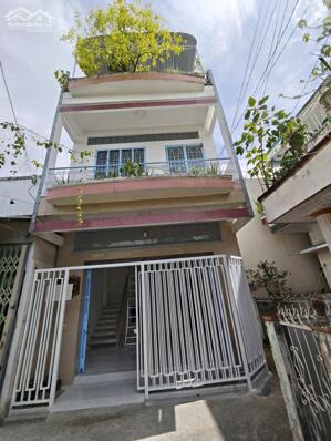 Cho thuê nhà 7 triệu 2 phòng ngủ gần Vincom Hùng Vương