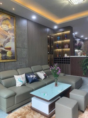 nhà đẹp 3 tầng trường chinh - kiệt oto vào nhà - 137m2