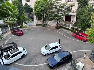 bán biệt thự hoa lan 5 vinhomes riverside đang ở cho ai mua nhanh trong tháng 7 âm