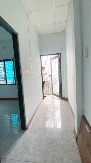 góc 3 mặt thoáng thống nhất _ nhà 2 tầng hoàn công cách biển trần phú : 1,4km giá: 2 tỷ 550 triệu