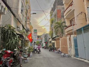 hẻm đẹp vip 10m võ văn tần, q3 40.1m2 2 tầng chỉ 9,5 tỷ tl. phúc an