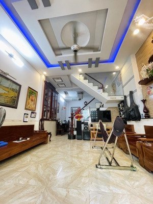 hiếm sát gò vấp nhà 3 tầng đường tô ngọc vân phường thạnh xuân q12, dt 126m2 (9xm12m) hẻm 5m 7,9tỷ