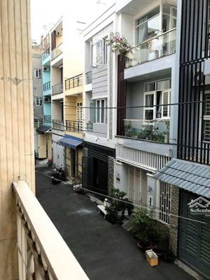 mặt tiền khủng, diện tích 120m2 ngang 7m. giá chỉ 6 tỷ.