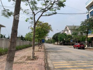 cần cho thuê 264m2 đất biệt thự yna chu văn an. phù hợp với anh chị để container cho thuê lâu dài