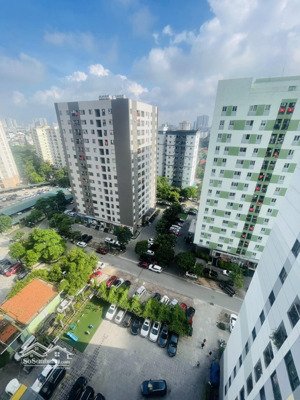 #hhlinhđàm05111
rainbow linh đàm
2 ngủ 2 vệ sinh full nội thất
sổ đỏ cất két - giao dịch luôn!