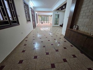 bồ đề - nguyên căn 120 - xây 90m2 - 4 tầng - gara