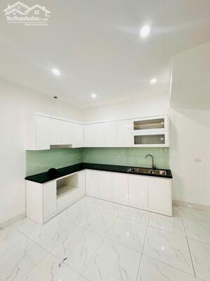 Bán căn hộ toà nhà CT1A KĐT Thành phố Giao Lưu