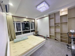 cho thuê phòng full nội thất trong chung cư hoàng anh an tiến (gần đh tôn đức thắng, rmit... )