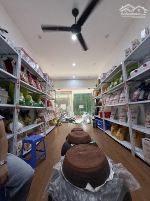 chính chủ gửi bán nhà phân lô - cạnh chợ xanh, gần các trường đại học cầu giấy - ô tô tránh - 14 tỷ