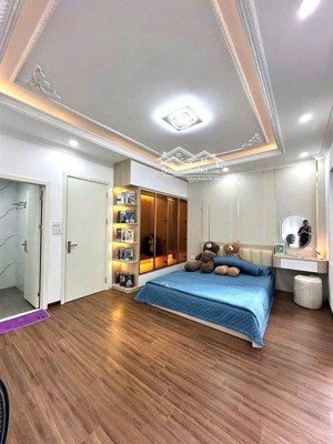 thuỵ phương - lô góc 3 thoáng - oto vào - dt 37m2 x 5 tầng - gần trường, chợ - chỉ 7 tỷ