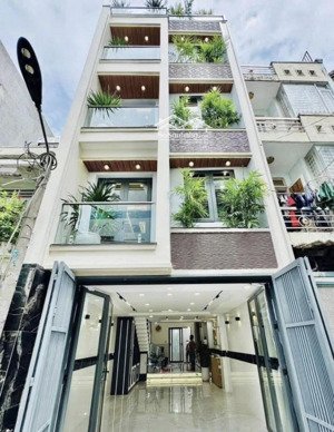 mua nhà cho thuê 32triệu ngay phạm viết chánh -quận 1. giá 4tỷ670/83,6m2 gần ngã sáu cộng hoà