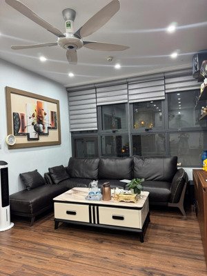 cho thuê 2pn toà báo nhân dân - trịnh văn bô full đồ 10tr/th. lh 