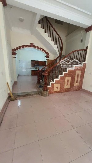 chính chủ cho thuê nhà đỗ quang, nguyễn thị định, cầu giấy. dt 60m2 x 5 tầng