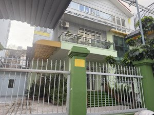 cho thuê 658b cách mạng tháng tám, quận 3 - sàn: 18m x 24m - hầm 2 lầu