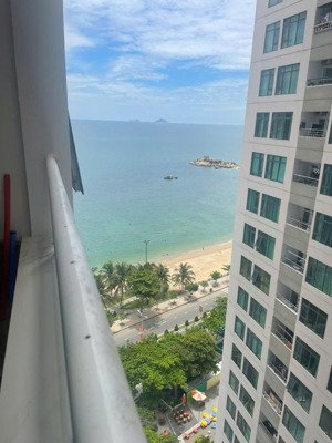 chủ gửi bán căn hộ mường thanh viễn triều tòa oc1b tầng 16, view biển hướng đông nam thoáng mát nẻ