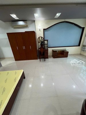 cho thuê phòng full nội thất, ban công rộng, tách bếp. kdc 6b intresco, phạm hùng giá 5.8 tr/tháng