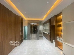 bưu điện hà đông - thang máy - 5t mt 4.2m, giá 7.xx tỷ - 30m ra ô tô tránh