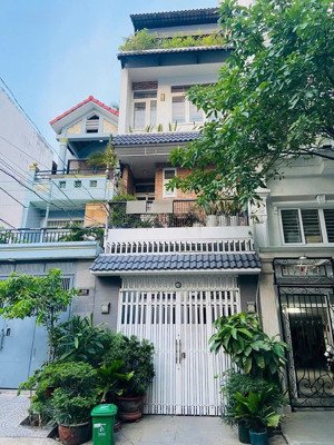 giảm sốc! nhà 5 tầng, hầm + 3 lầu, khu hoa hồng, phú nhuận nhà đẹp vào ở ngay giá chỉ 25 tỷ tl!