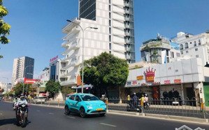 tòa văn phòng hầm 8 tầng - 1221m2 sàn, mt bạch đằng, khu vip sân bay tân sơn nhất