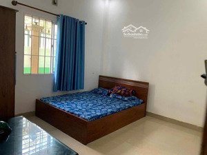 cho thuê phòng ql50 giá 2.5 triệu