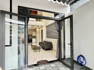 mặt tiền kinh doanh đường dương bá trạc, sát quận, mới hoàn thiện 100% full nội thất, 60m2, 8.x tỷ