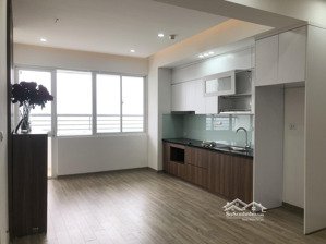 (giá siêu tốt)bán căn hộ c14 - bộ công an 81,3m2 2pn-2wc nội thất đẹp hướng mát sổ đỏ .giá 5,9 tỷ