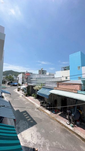 bán nhà 2 tầng khu tái định cư vĩnh trường- giá 3.99 tỷ , đường 10 m.