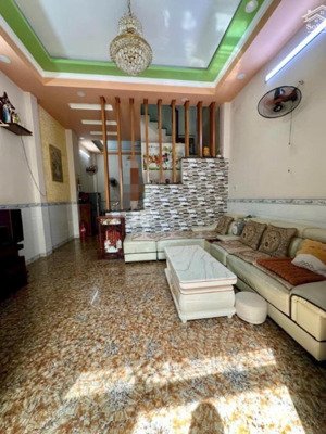 bán căn góc hẻm 2 mặt tiền đường dương bá trạc. kế cầu nguyễn căn cừ