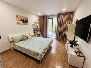 độc rẻ! hoàng cầu, phân lô, ô tô tránh, thông kinh doanh, văn phòng, ô thang máy. 5t*65m