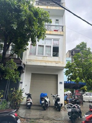 chính chủ bán nhà 4 tầng đường cao xuân dục, hải châu ( gần dông hàn )