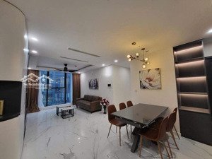 cho thuê căn hộ sunshine city, 3 ngủ, giá tốt chỉ 23tr/ tháng, sẵn nhà.