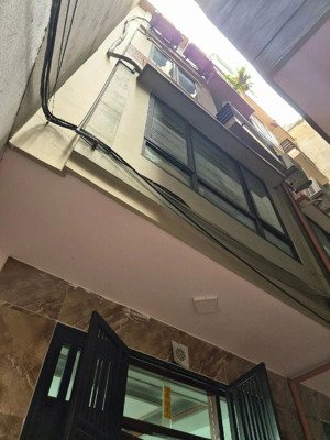 bán nhà riêng trương định, hoàng mai.vị trí đắc địa, gần phố kinh doanh.44m - 9,5 tỷ