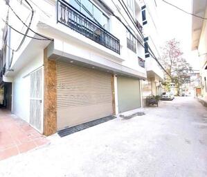 BÁN NHÀ MẶT PHỐ MỄ TRÌ Ô TÔ NGỦ TRONG NHÀ 17 TỶ