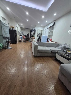 bán căn hộ chung cư dt 85m2 giá 3,85 tỷ thanh đàm phường vĩnh hưng