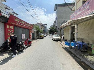 bán nhà gần cổng học viện nông nghiệp dòng tiền 50tr/tháng mt 6m giá 19 tỷ