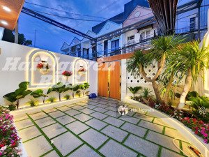 siêu phẩm đẹp như tranh vẽ vila sân vườn không gian thư giãn - nhà bè