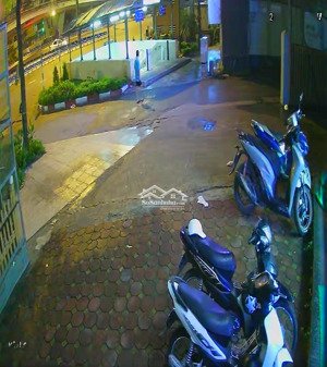 cho thuê mặt bằng 250m2 giữa ngã tư sở