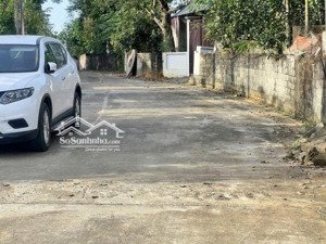 đất đẹp kinh doanh được, dt 70m2, trục chính thôn đông hạ, đông yên, quốc oai