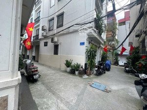 bán gấp nhà trung tâm ba đình ngõ thông hoàng hoa thám, đội cấn, ngọc hà dt 50m2 giá 8,4 tỷ