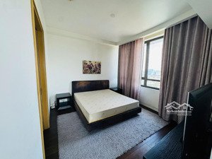 bán căn hộ 145m2, 3pn, 2wc, 120 triệu / m2 tại indochina plaza, dịch vọng hậu, cầu giấy, hà nội