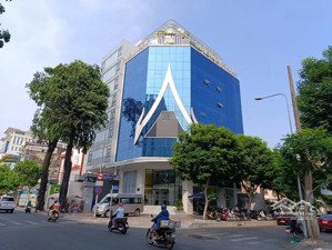 tòa nhà góc 2mt nguyễn đình chiểu, quận 1, 13x19m, hầm + 7 tầng, hđt: 360 triệu, giá 105 tỷ