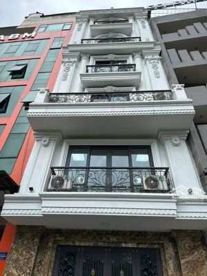 bán nhà phân lô tại 59 láng hạ dt 66m2*6 tầng - thang máy - nhà mới xây siêu đẹp lh 