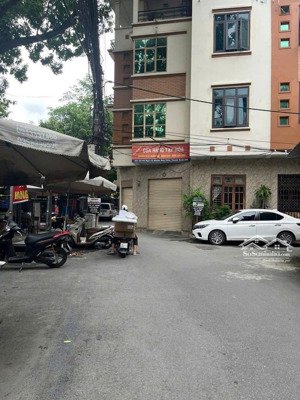 bán nhà 3 tầng tại ngõ 12 khuất duy tiến, giá chỉ nhỉnh 12 tỷ, dt 54m2, ô tô vào nhà